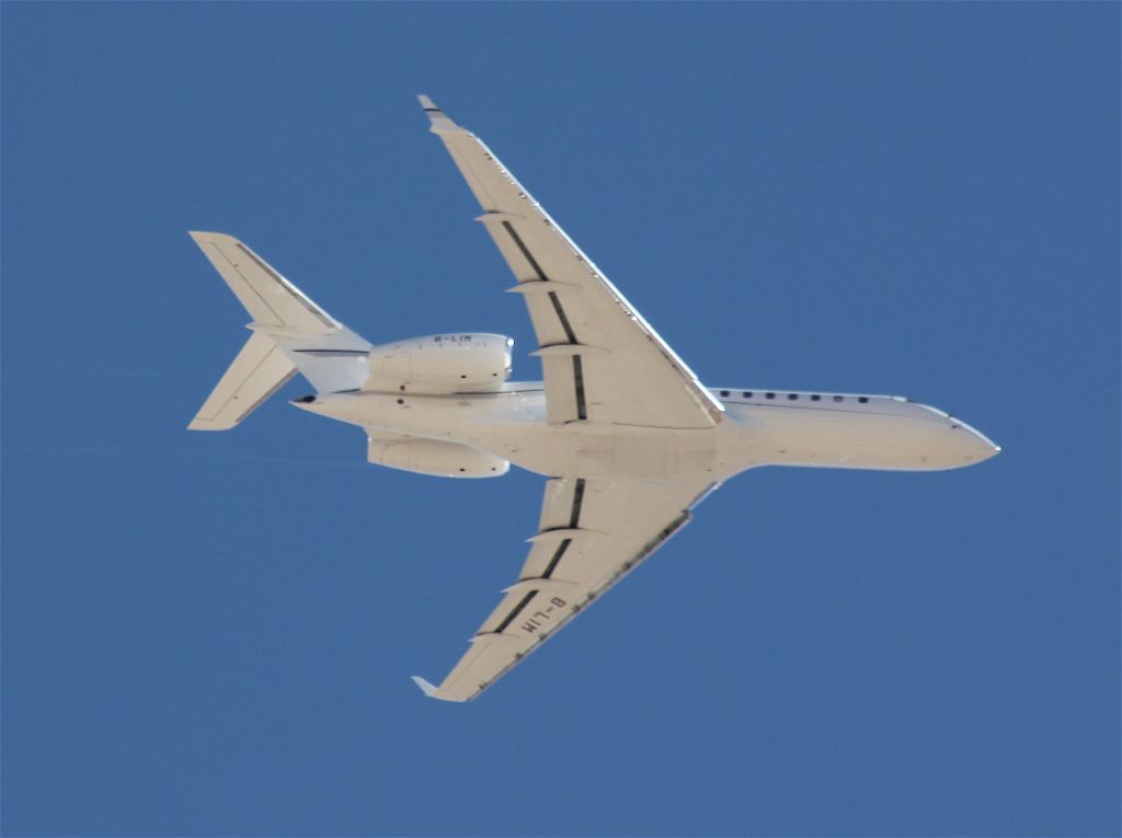 B-LIM — - B-LIM  Bombardier BD-700 Global 5000 on approach to Las Vegas McCarron Airport. One of a growing number of Corporate Jets on the Chinese Register , operated by TAG Asia.
