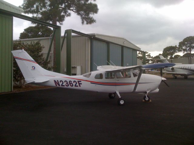 Cessna Centurion (N2362F)