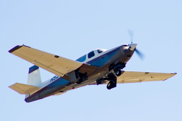 Mooney M-20 (N535C)