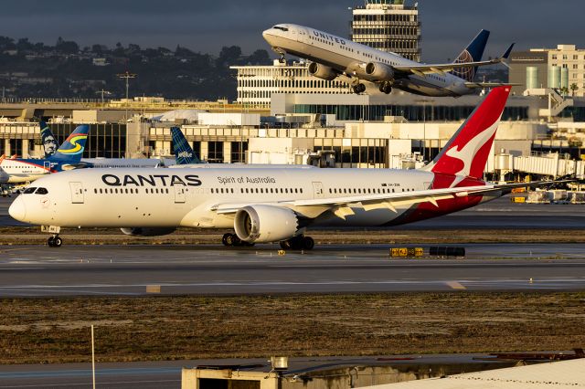 Boeing 787-9 Dreamliner (VH-ZNK)