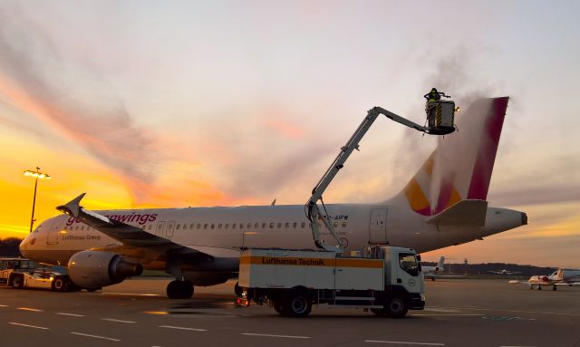 Airbus A320 (D-AIPW)