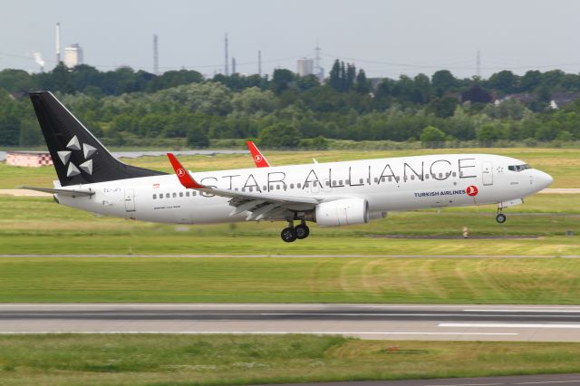 Boeing 737-800 (TC-JFI) - 30.05.2014