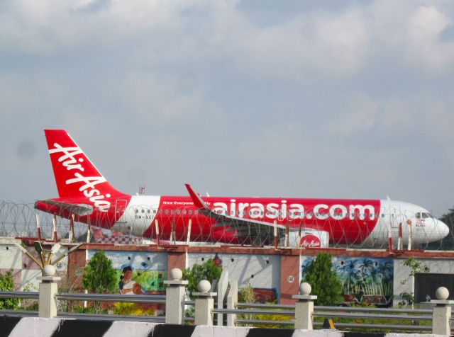 Airbus A320 (9M-AGE)