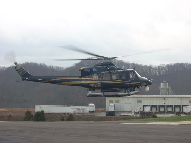 Bell 412 (N2SP)