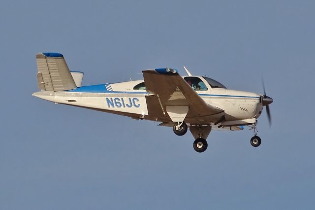 Beechcraft 35 Bonanza (N61JC)