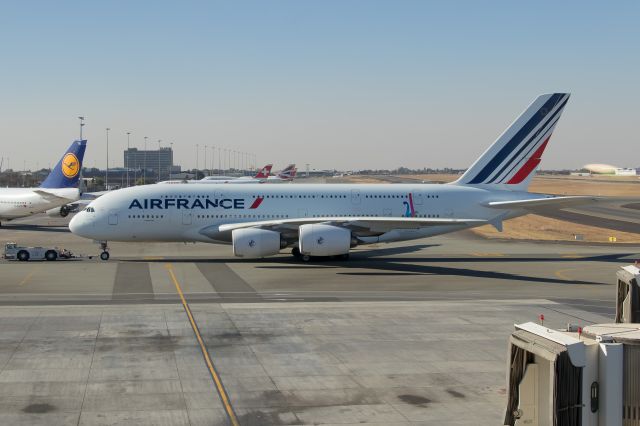 Airbus A380-800 (F-HPJJ) - 01.09.2017