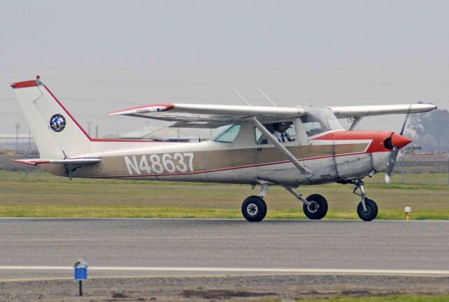 Cessna 152 (N48637)