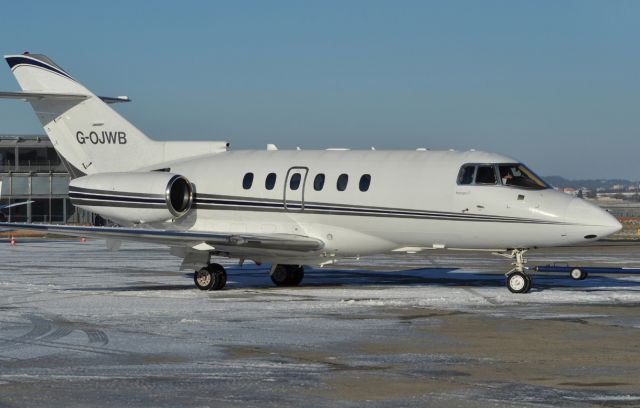 Hawker 800 (G-OJWB)