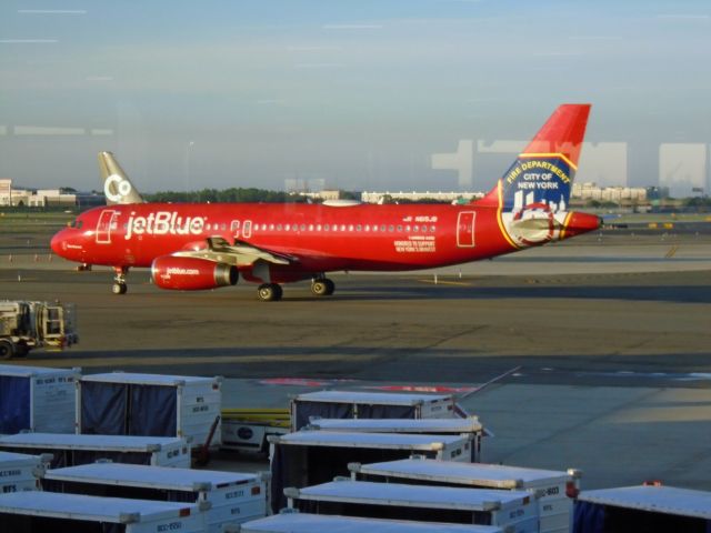 Airbus A320 (N615JB) - NEWARK, NEW JERSEY-JUNE 20, 2021: Seen from Terminal B at Newark Liberty International Airport was this jetBlue Airline A320.