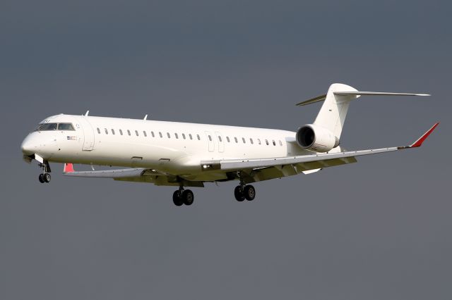 Canadair Regional Jet CRJ-900 (EC-JZU)