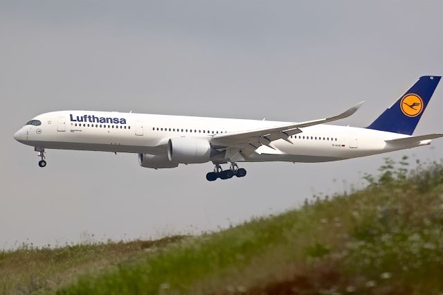 Airbus A350-900 (D-AIXE)