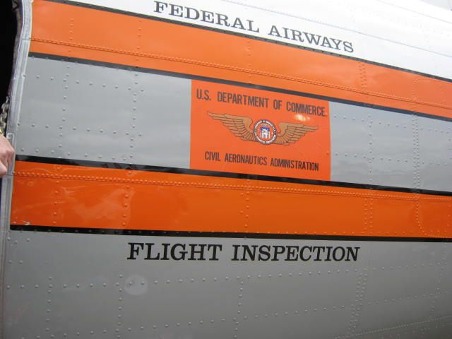 — — - N34 DC3 AT KOSH 2009