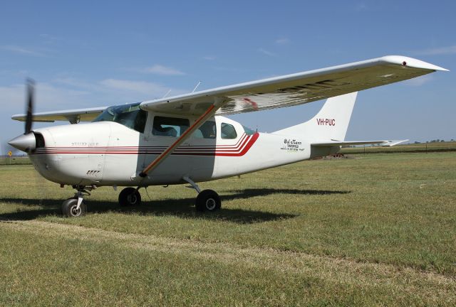 Cessna 206 Stationair (VH-PUC)