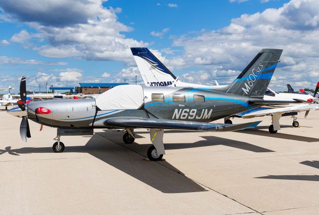 Piper Malibu Meridian (N69JM)