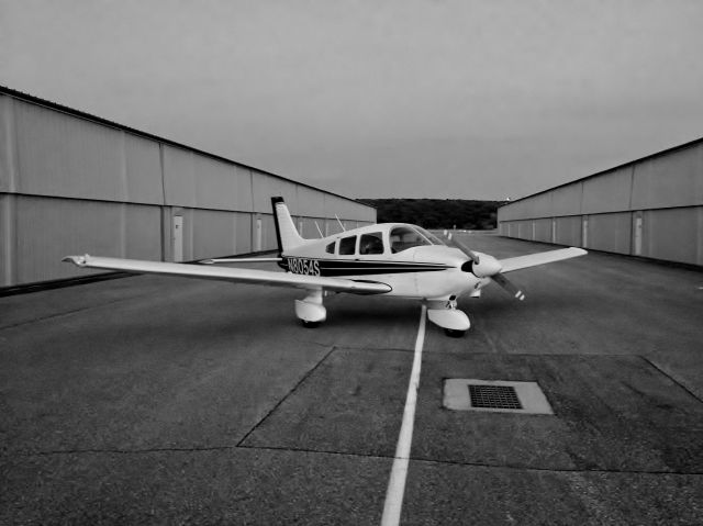 Piper Cherokee (N8054S)