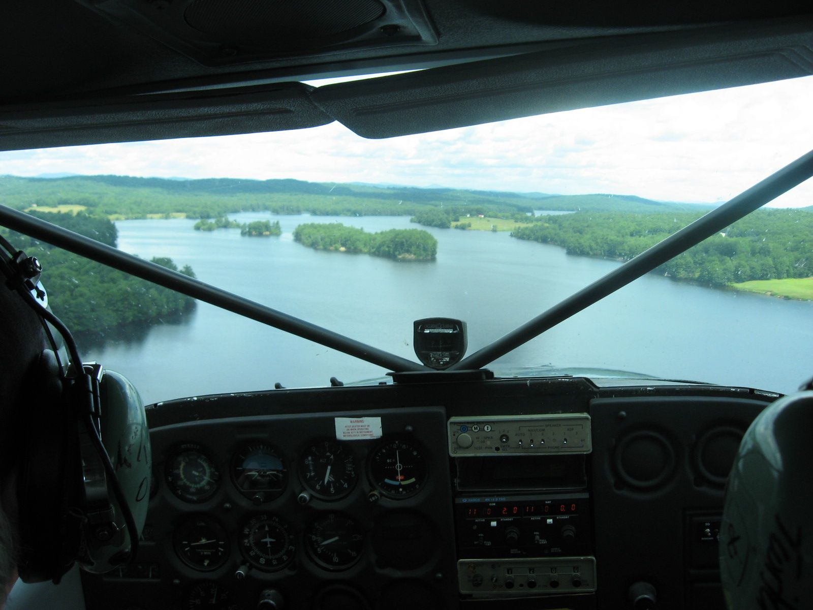 Cessna Skyhawk (N734ME)