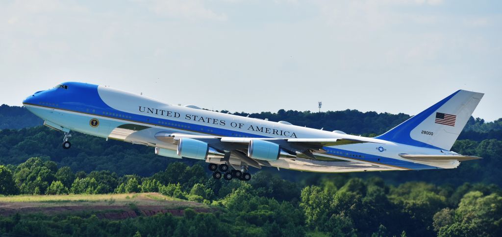 Boeing 747-200 (82-8000) - President Trump departing RDU, 7/27/20.  Taken from the parking deck.  A little backlit, but I did my best.