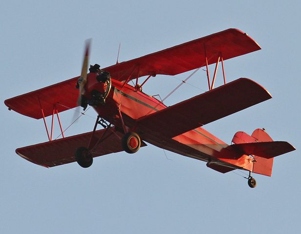 Experimental 100kts (N174RS) - FLEET 7B - flying over the lake Balboa in Van Nuys, California.