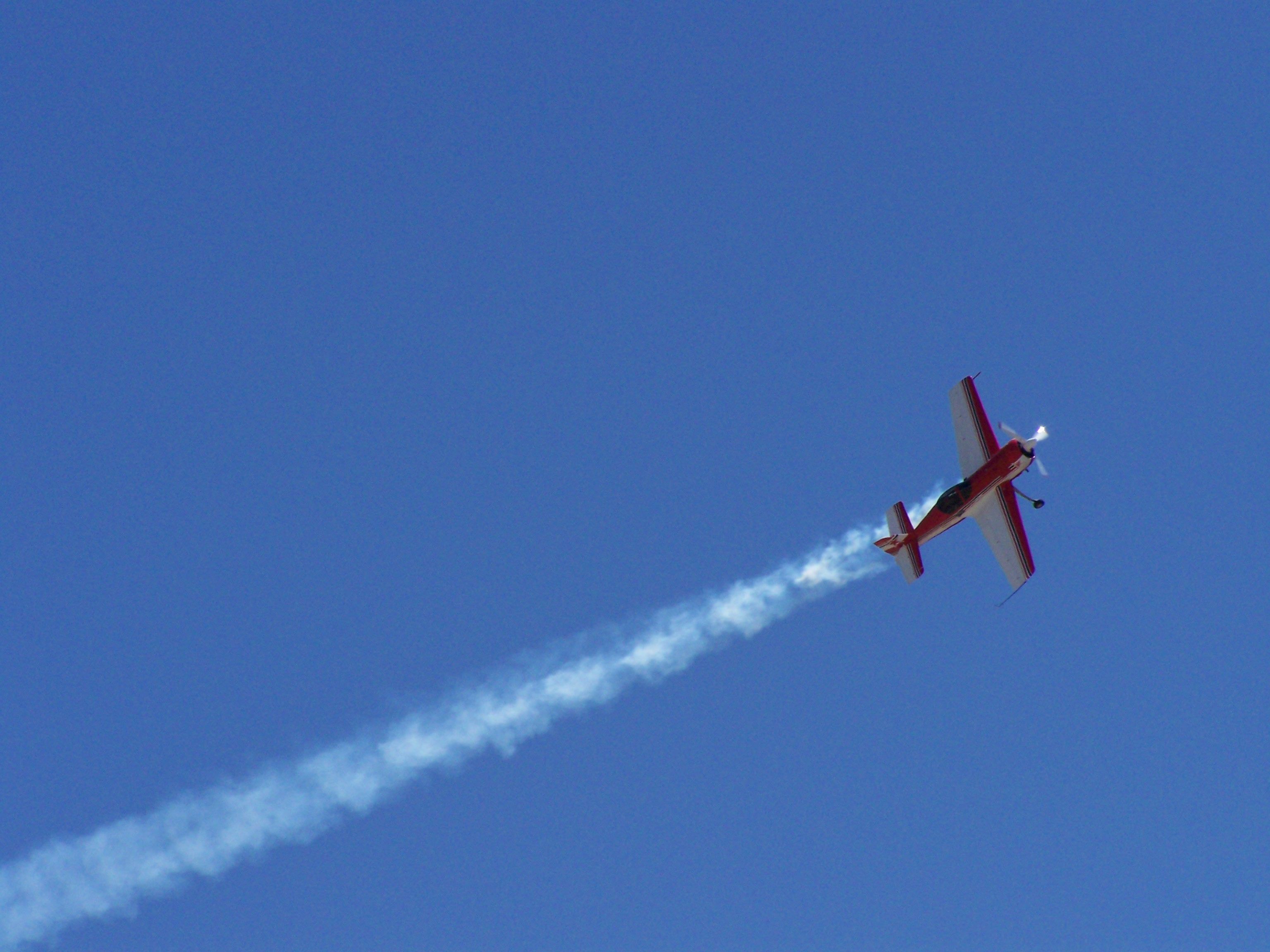 SUKHOI Su-26 (N26DN)