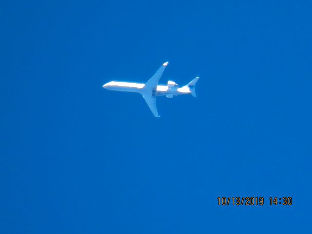 Canadair Regional Jet CRJ-700 (N174GJ)