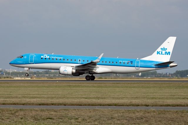 Embraer 175 (PH-EXG)