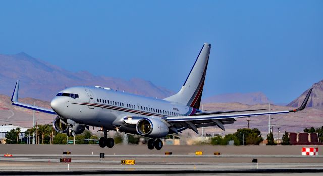 Boeing 737-700 (N721UF) - N721UF  F &amp; L Aviation LLC 1999 Boeing 737-7BC(BBJ) c/n 30327 / 356 - F & L AVIATION III LLCbr /LAS VEGAS , NV, US  br /br /Las Vegas - McCarran International (LAS / KLAS)br /USA - Nevada, March 16, 2016br /Photo: Tomás Del Coro