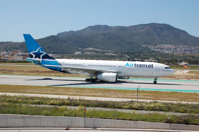 Airbus A330-200 (C-GUBH)