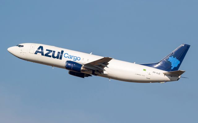 BOEING 737-400 (PR-AJZ) -  (Azul Cargo) 