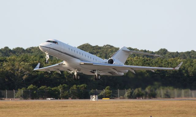 Bombardier Global 5000 (N376G) - G5000