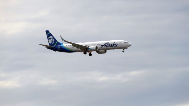 Boeing 737 MAX 9 (N723AL)