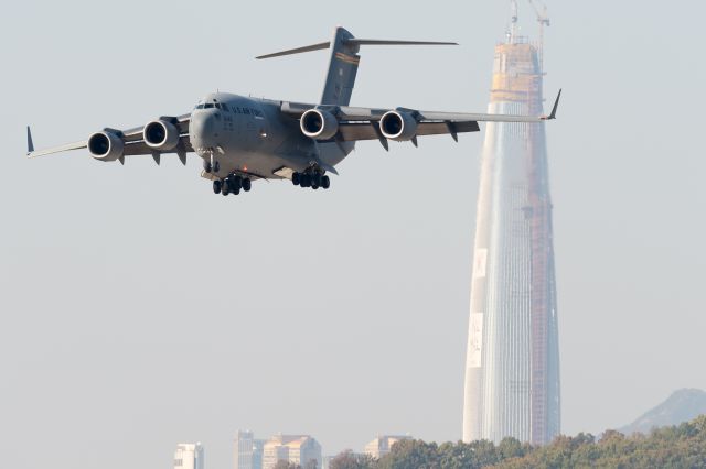 Boeing Globemaster III (05-5146) - Seoul ADEX 2015