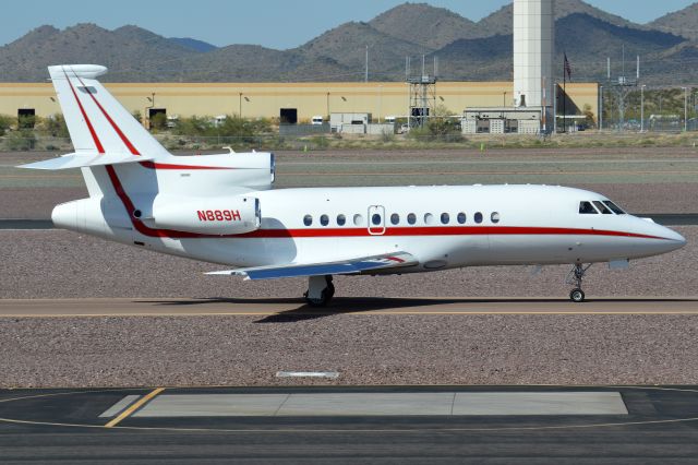 Dassault Falcon 900 (N889H)