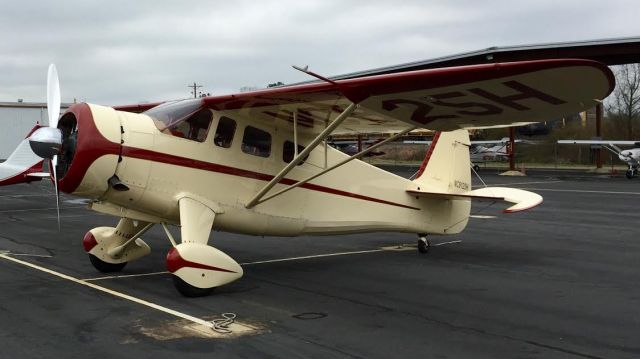 Beechcraft Beechjet (N9125H) - 1943 Howard