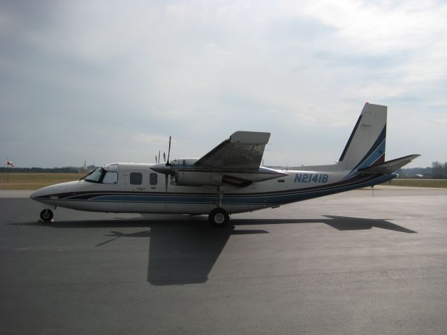 Rockwell Turbo Commander 690 (N2141B)