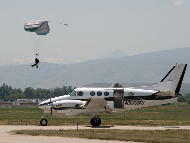 Beechcraft King Air 90 (N500MS) - Mile-Hi Skydiving. Taken: 6/25/11