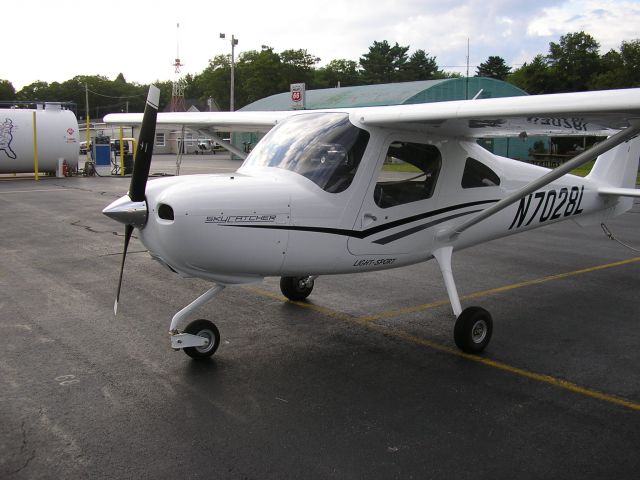 Cessna Skycatcher (N7028L) - pre-flight for C/C to CON