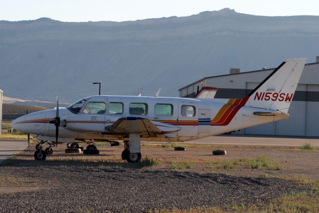 Piper Navajo (N159SW) - 10-Aug-08.