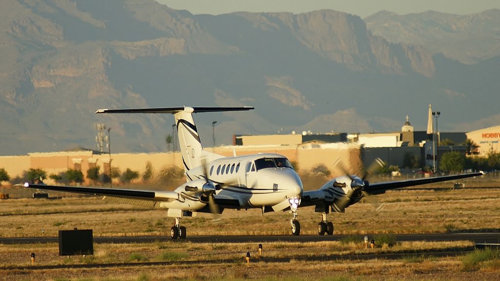 Beechcraft Super King Air 200 (N531SW)