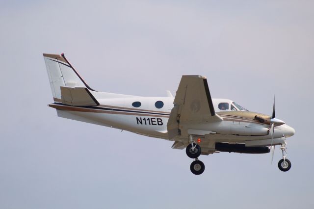 Beechcraft King Air 90 (N11EB) - View at full for best quality 