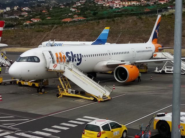 Airbus A321 (YR-WOW) - HiSky Europa A321-271NXLR cn10928, at Madeira Airport 10 sep 25