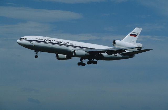 McDonnell Douglas DC-10 (N524MD) - Final Approach to Narita Intl Airport Rwy34L on 1997/06/21