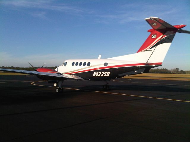 Beechcraft Super King Air 200 (N822SB)