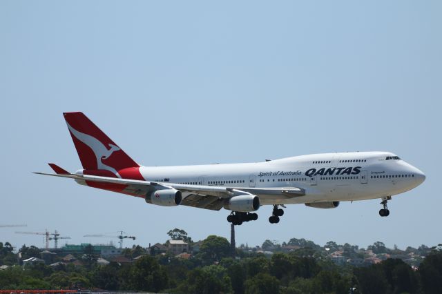 Boeing 747-400 (VH-OJM)