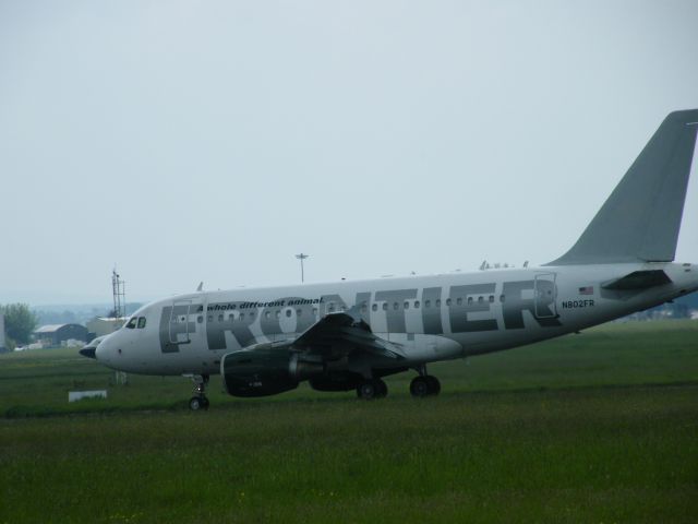 Airbus A318 (N802FR) - N802FR