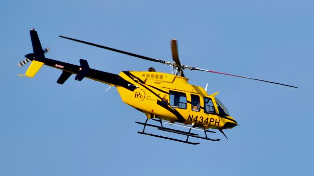 Bell 407 (N434PH) - PHI Helicopter doing autorotations at KLNC.