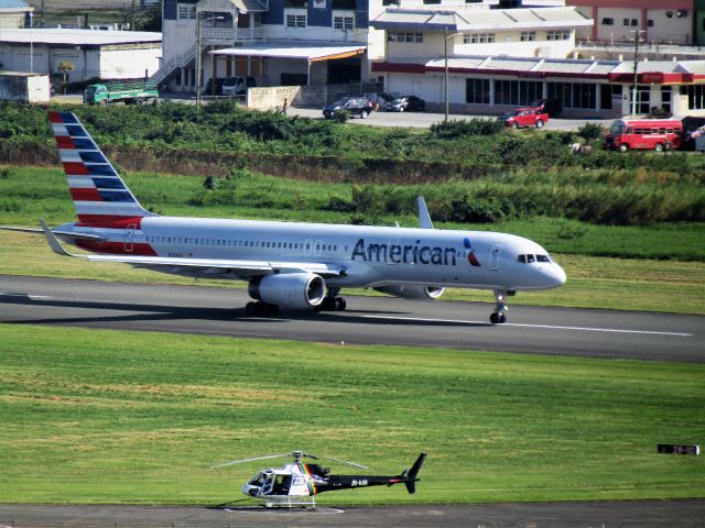 Boeing 757-200 (N194AA)