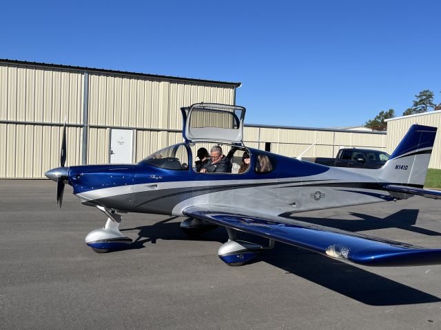 AIRPLANE FACTORY Sling 4 (N141D) - First flight with family and friends.