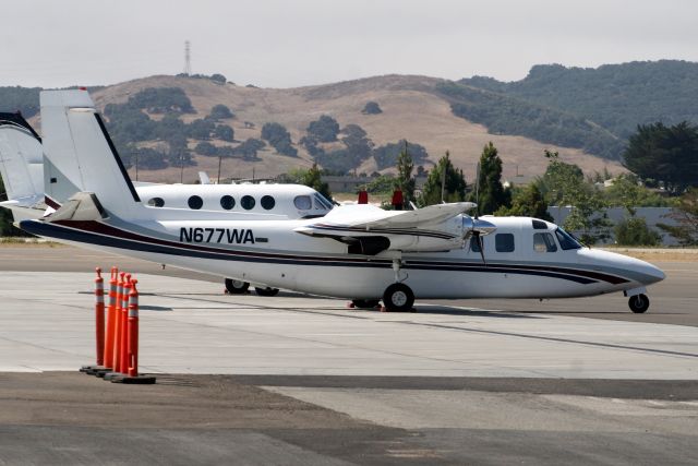 Rockwell Turbo Commander 690 (N677WA) - On a round-trip from KLVK on 09-Aug-11.