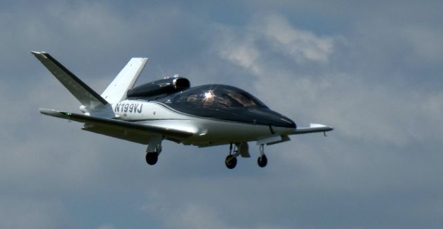 Cirrus Vision SF50 (N199VJ) - On final is this brand new Cirrus Vision SF50 in the Summer of 2020.