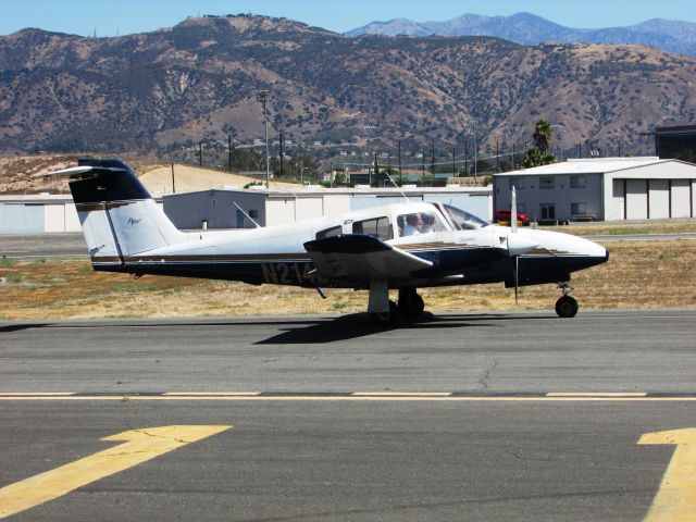 Piper PA-44 Seminole (N2143A) - Taxiing to RWY 26L